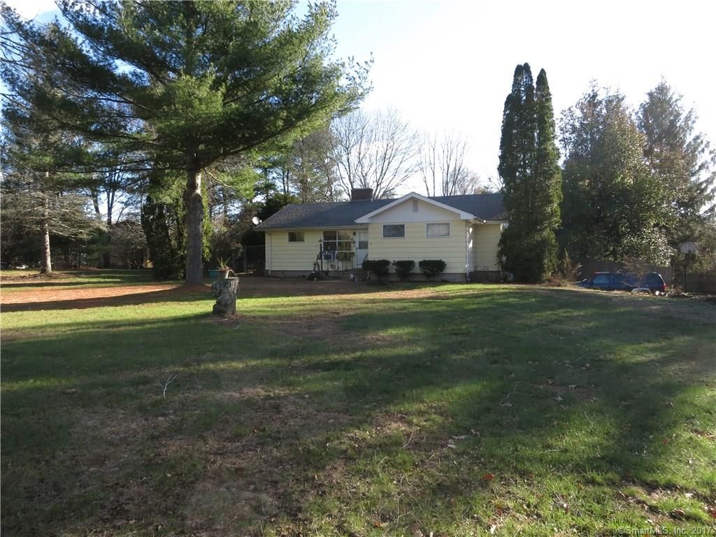 8 Pine Rd, Colchester, CT 06415