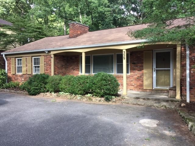 359 Country Club Rd, Asheville, NC 28804