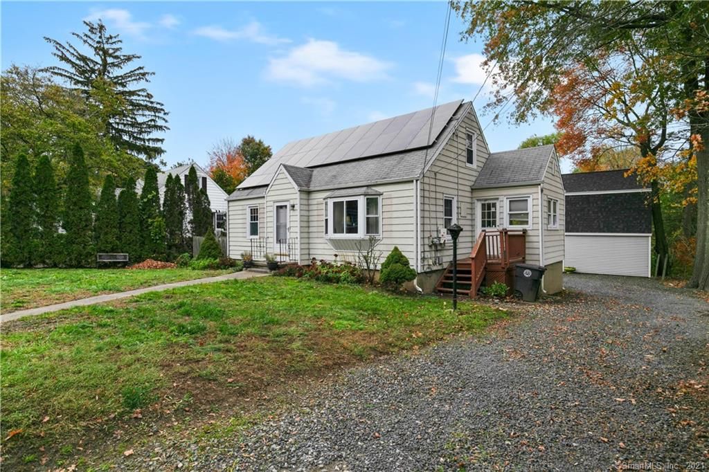 113 Ford St, Milford, CT 06461