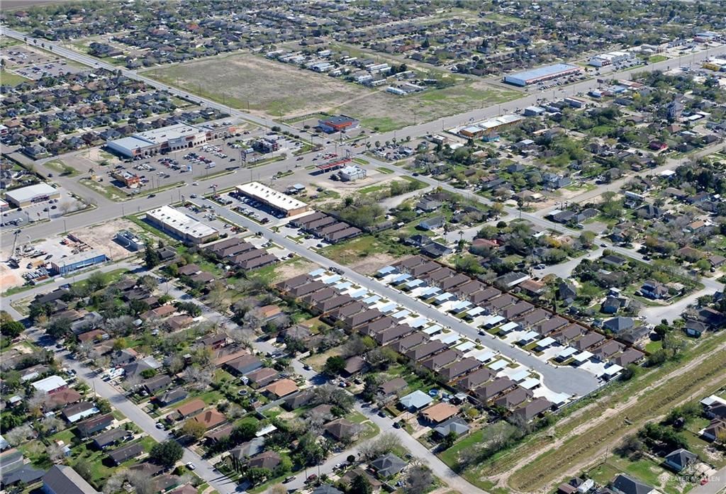 320 W Albatross Ave, Pharr, TX 78577