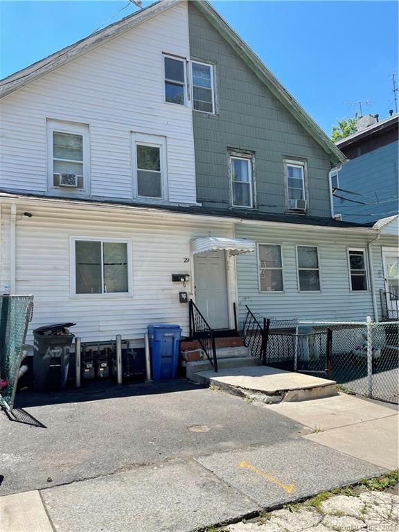 29 Elliott St, Hartford, CT 06114