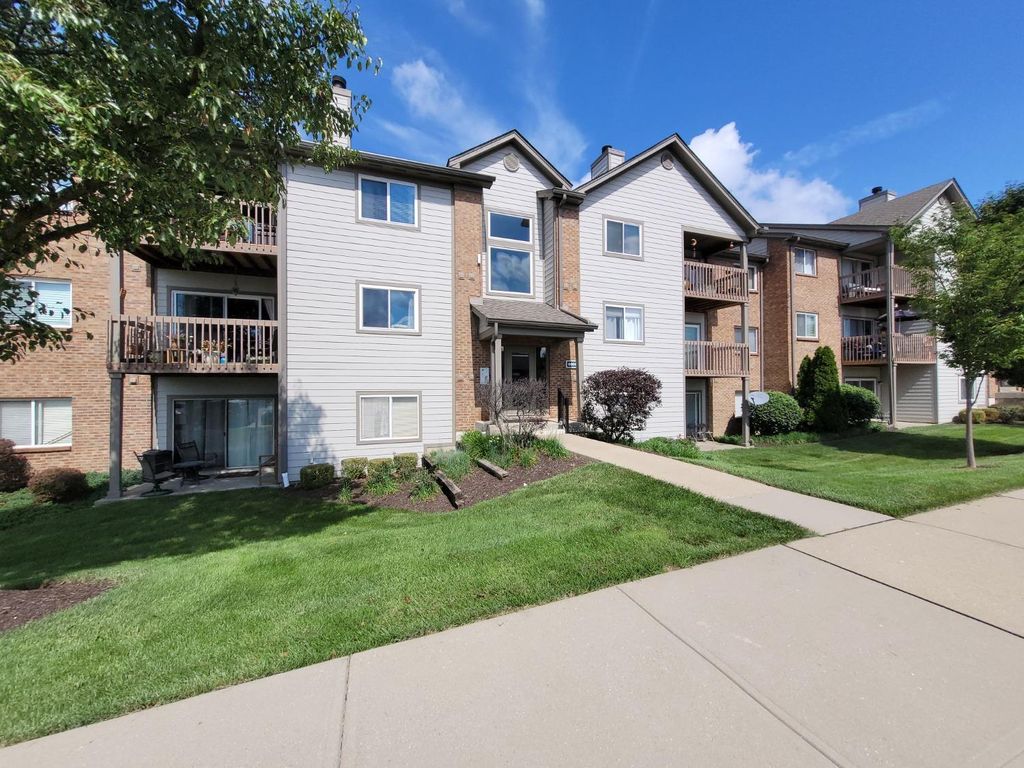 8909 Eagleview Dr #4, West Chester, OH 45069