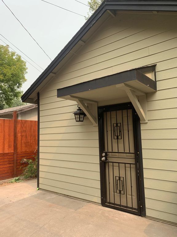 280 E 4th Ave #B, Chico, CA 95926