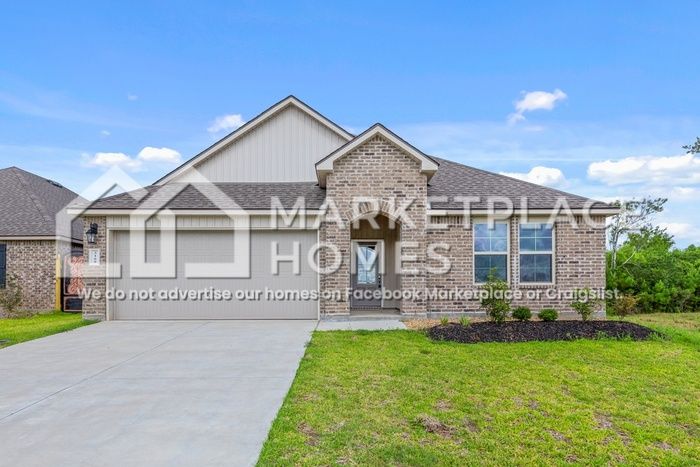 3160 N  Blue Heron Dr, Lake Charles, LA 70615