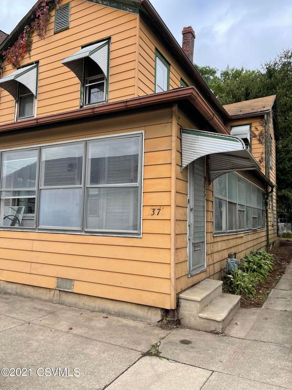 37 N 8th St, Sunbury, PA 17801