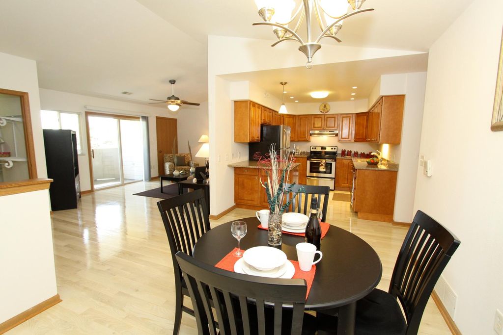 5418 Washington Rd, Kenosha, WI 53144