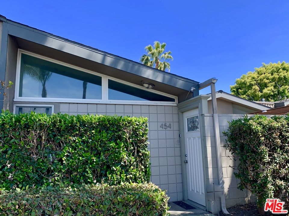 454 Bolero Way, Newport Beach, CA 92663