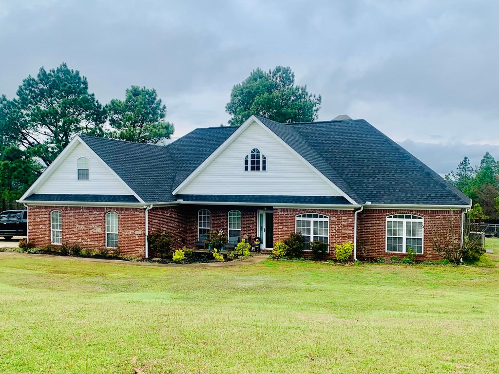 6 Will Dr, Perryville, AR 72126