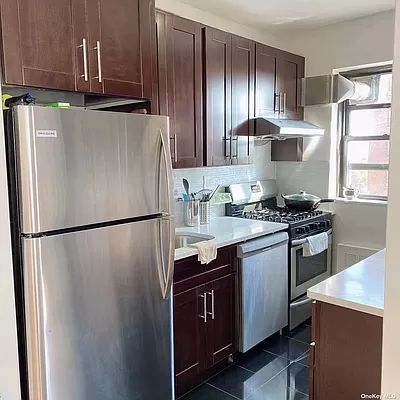 99-05 63rd Dr #9E, Rego Park, NY 11374