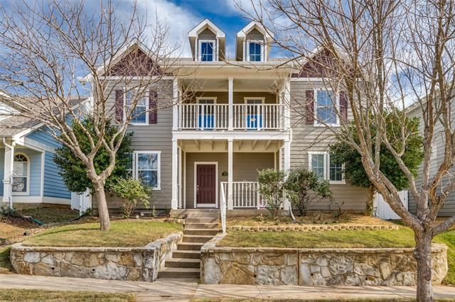 1820 Plymouth Dr, Aubrey, TX 76227