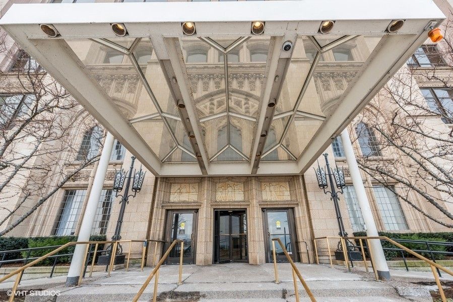 680 N Lake Shore Dr #511, Chicago, IL 60611