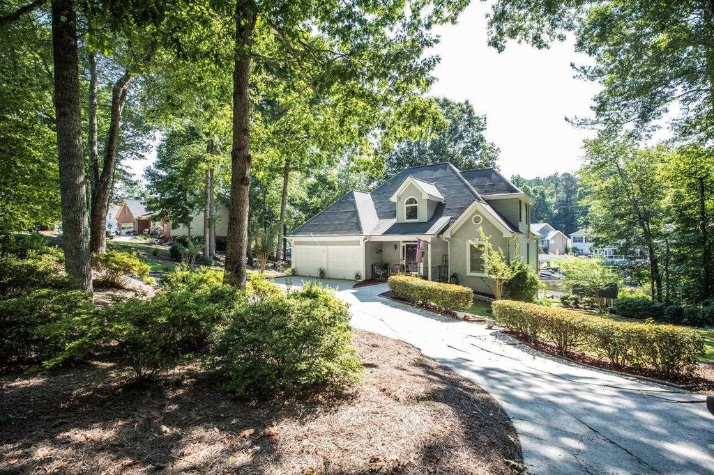 10005 Lakeview Pkwy, Villa Rica, GA 30180