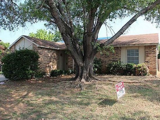 3808 Longmeadow Way, Fort Worth, TX 76133