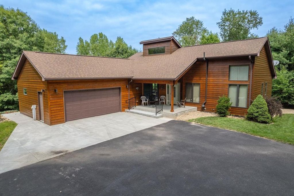 E9340 East Bay Lane, Wisconsin Dells, WI 53965 Trulia