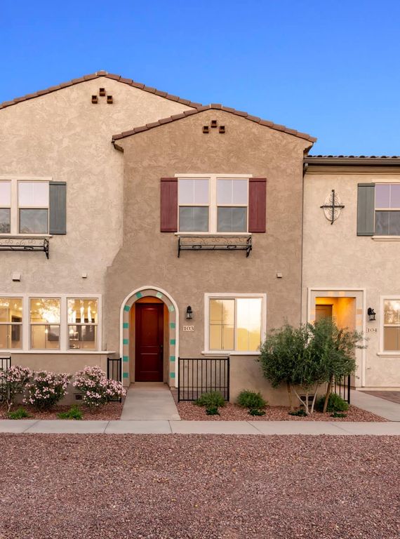 Residence 1 Plan in The Towns at Annecy, Gilbert, AZ 85295