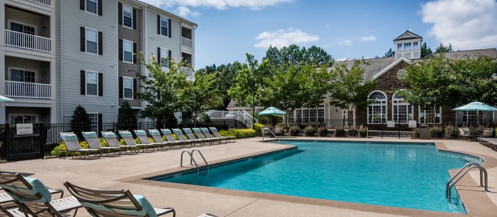 1000 Creekside Hills Dr, Apex, NC 27502