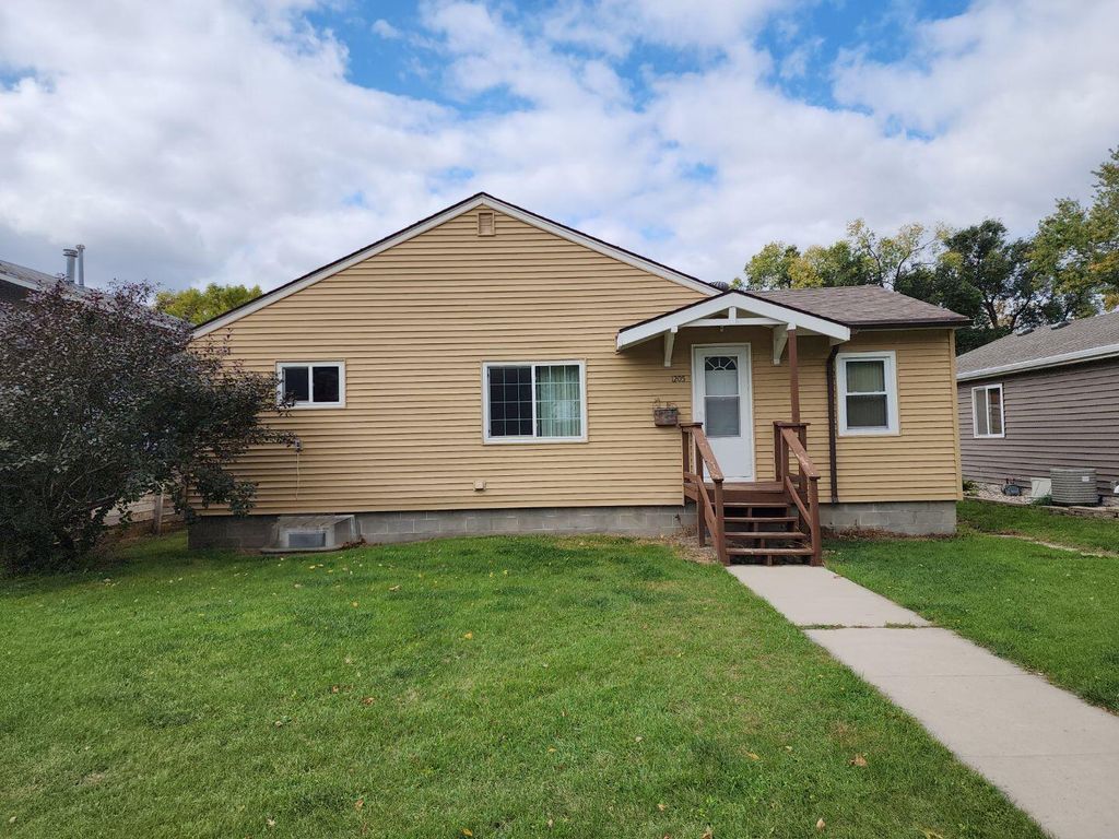 1205 N State St, Aberdeen, SD 57401 MLS 23561 Trulia