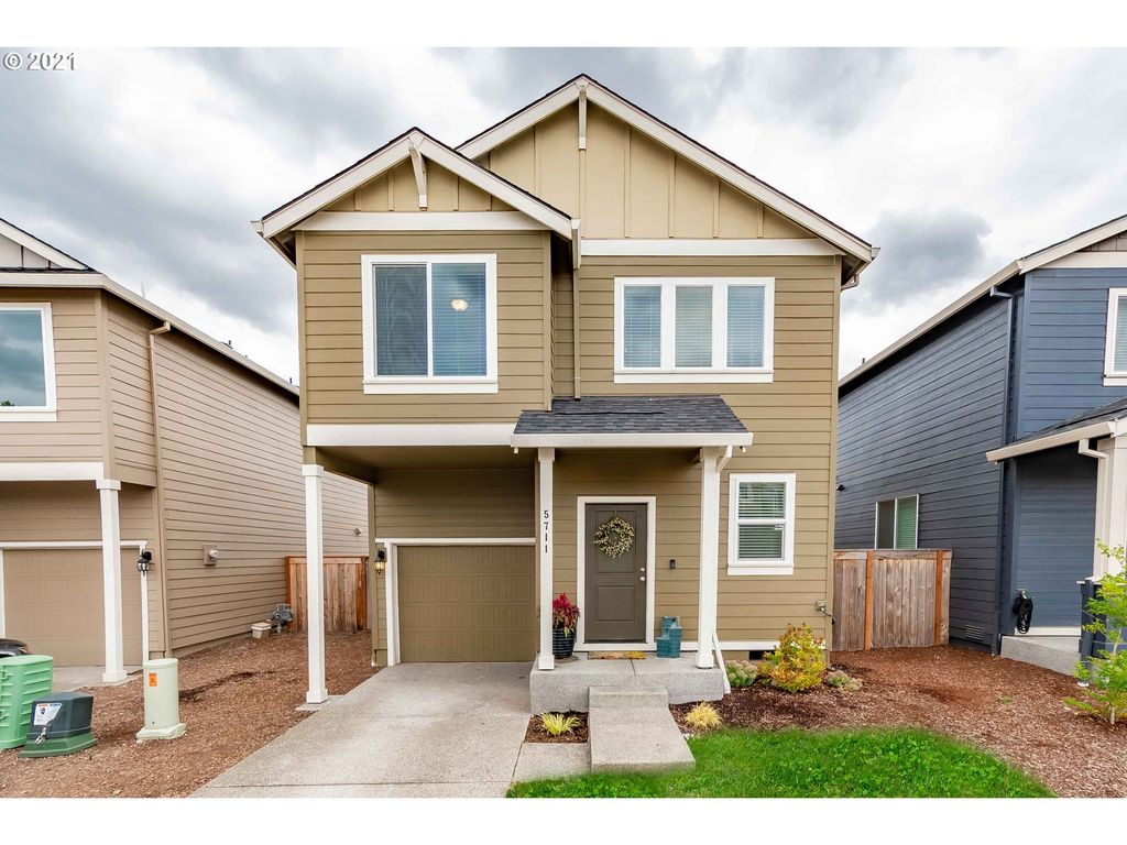 5711 NE 130th Pl, Vancouver, WA 98682