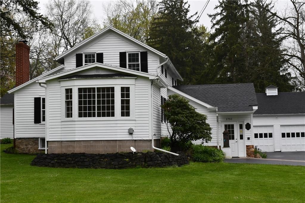 1751 Penfield Rd, Penfield, NY 14526