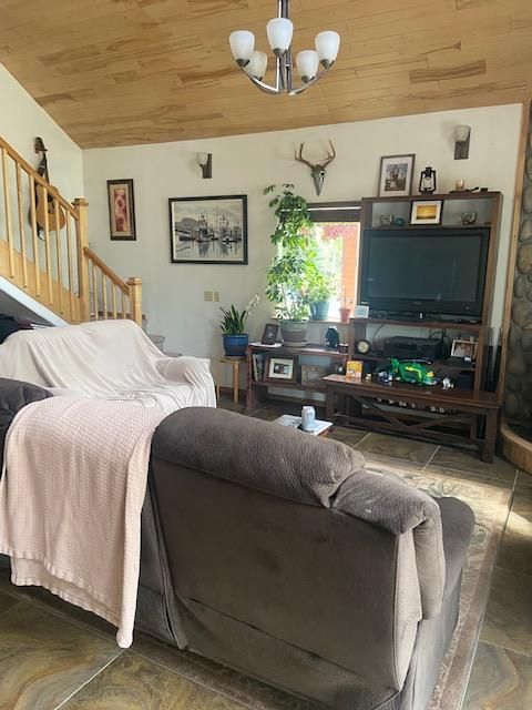 303 Oehler Rd, Soldotna, AK 99669