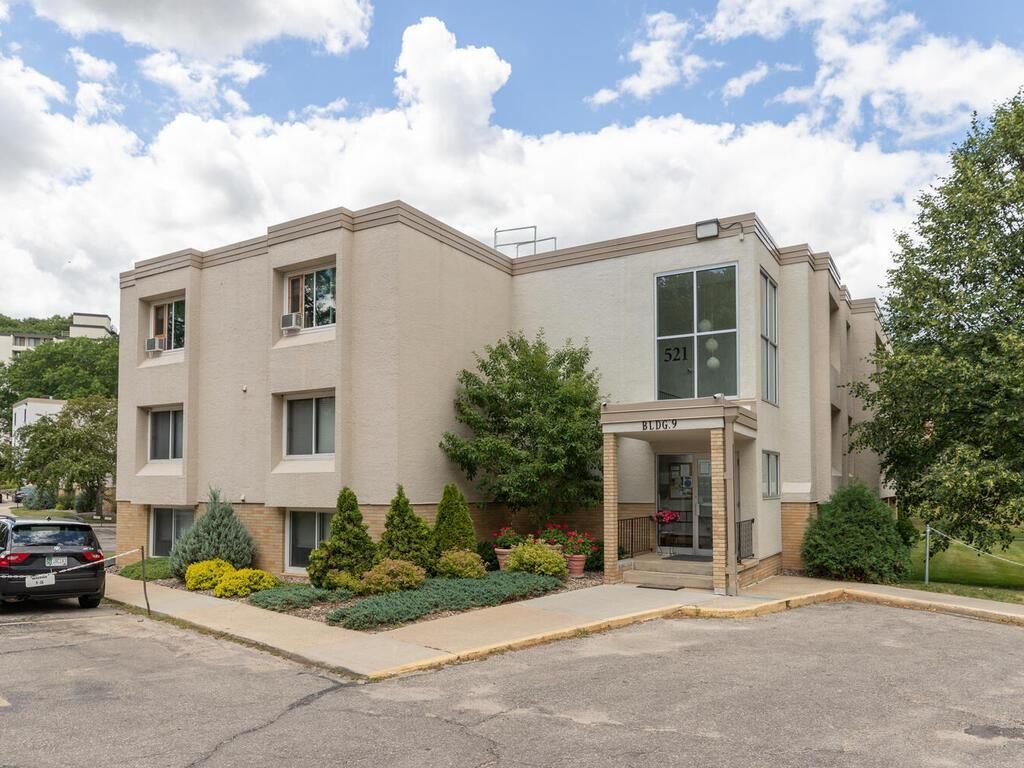 521 19th St NW #38, Rochester, MN 55901