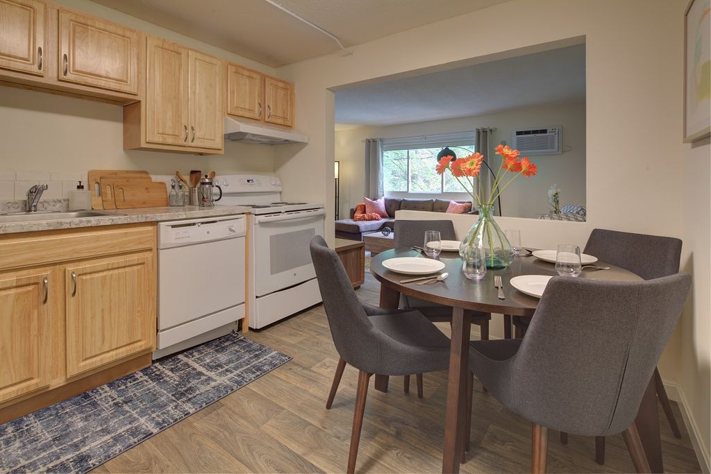 116 Cimarron Dr, Seabrook, NH 03874