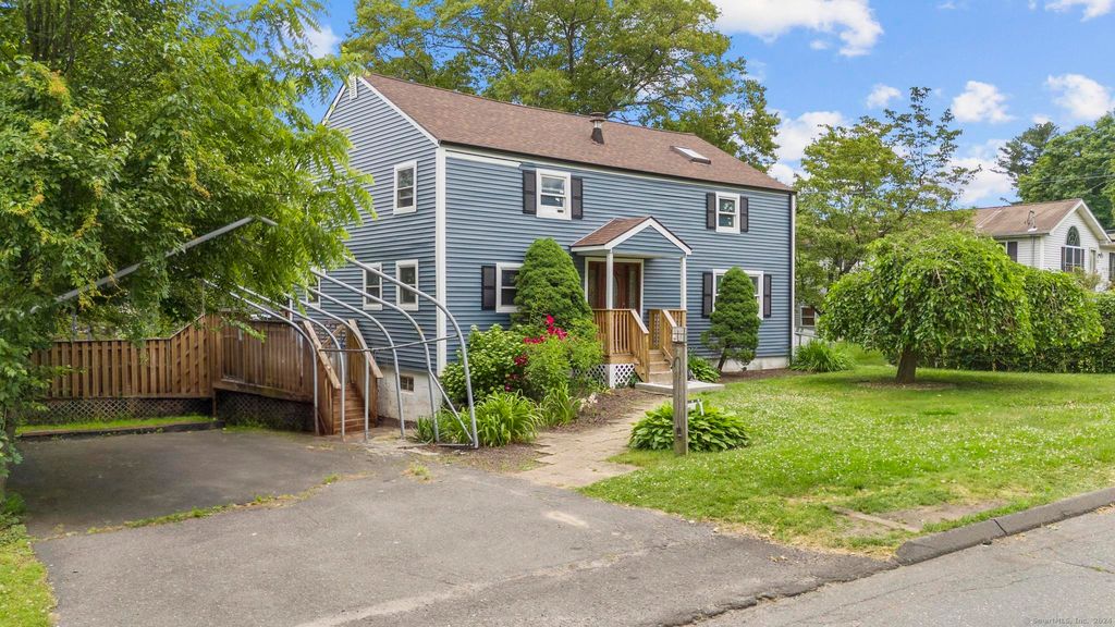 20 Woodside Ave, Danbury, CT 06810 MLS 24025634 Trulia