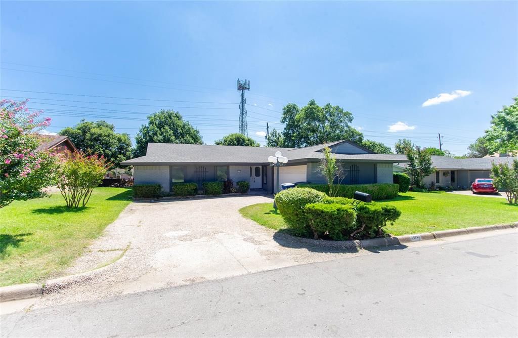 15745 Terrace Lawn Cir, Dallas, TX 75248