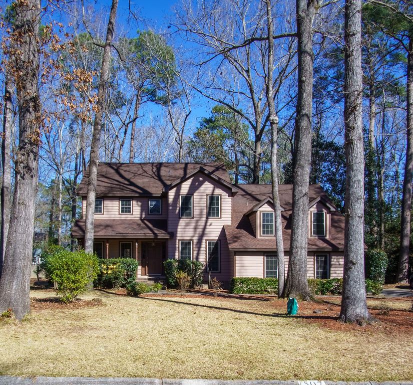 507 Mayfield St, Summerville, SC 29485 - 6 Bed, 3 Bath Single-Family