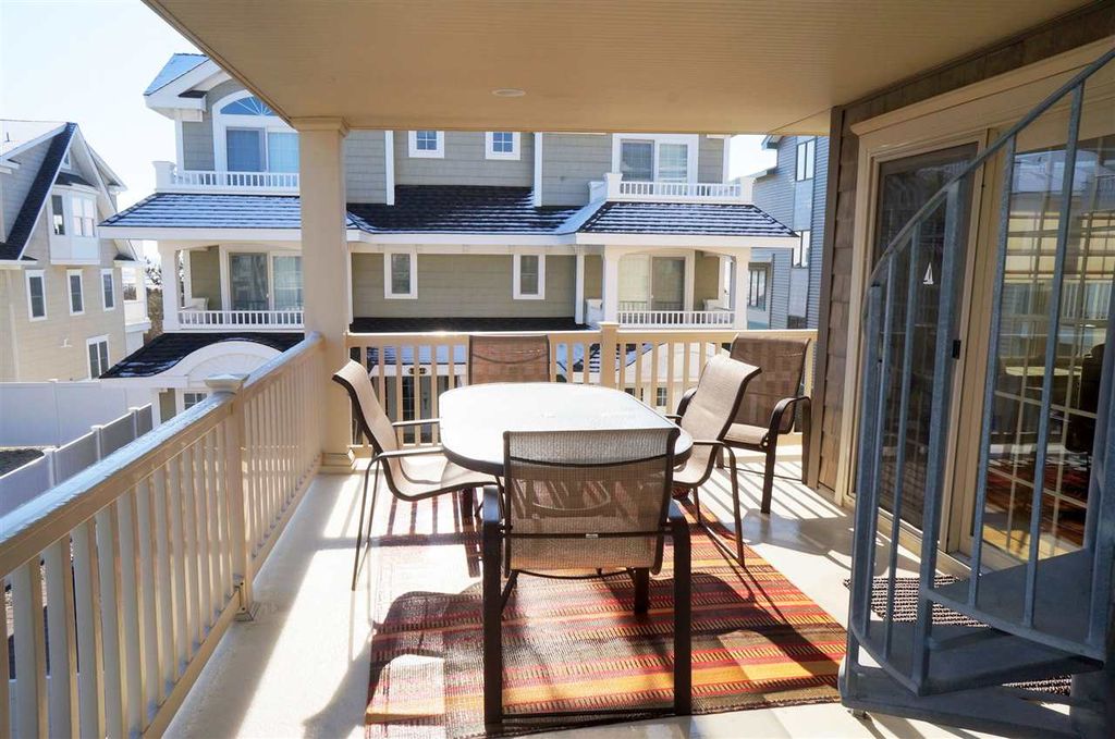 5605 Pleasure Ave North, Sea Isle City, NJ 5 Bed, 4 Bath Condo 46