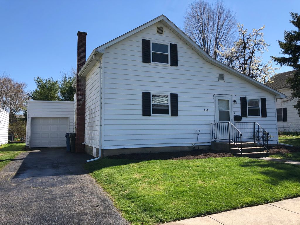 244 N Lawn Ave, Bluffton, OH 2 Bed, 1 Bath SingleFamily Home 19