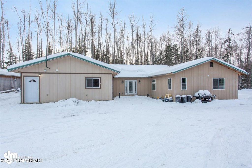 5250 S Echo Lake Dr, Wasilla, AK 99623
