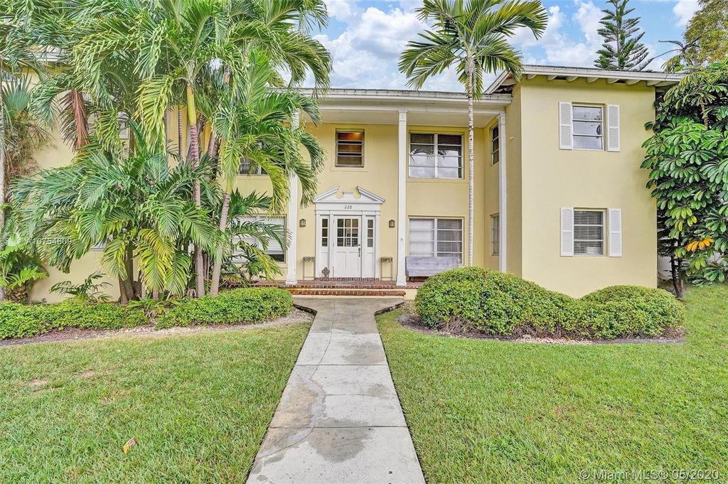 228 Madeira Ave, Coral Gables, FL 33134