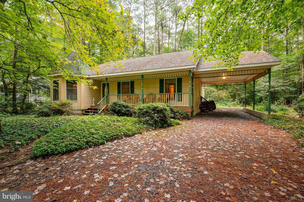 23 Pinehurst Rd, Berlin, MD 21811