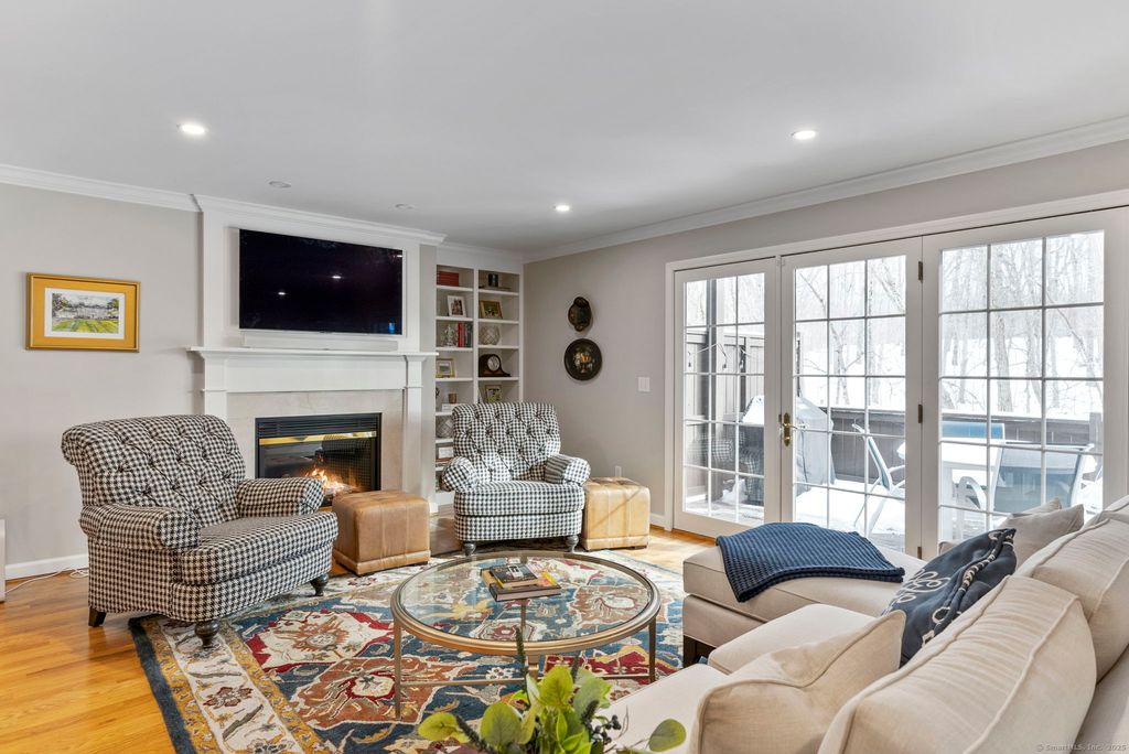 103 Overshot Drive #103, South Glastonbury, CT 06073