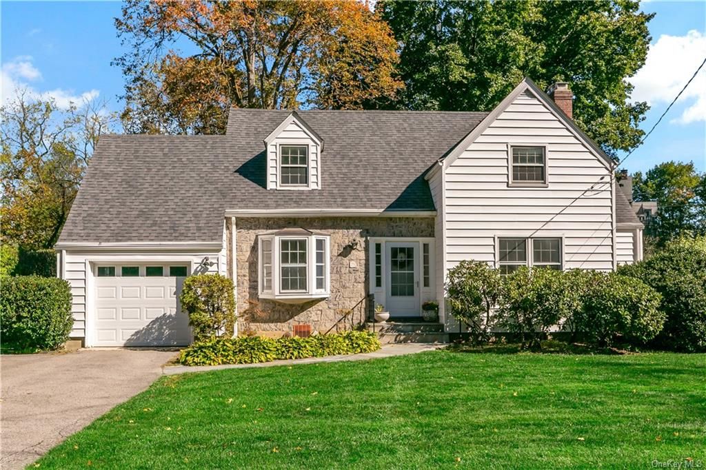 29 S State Rd, Briarcliff Manor, NY 10510