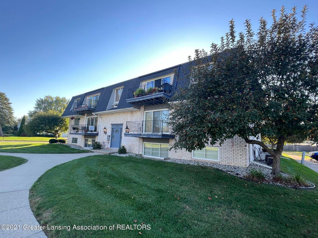 5535 W Saint Joe Hwy #B1, Lansing, MI 48917