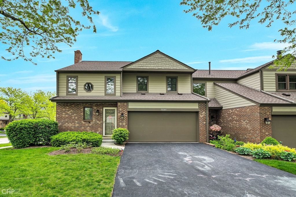 7S341 Marion Way, Naperville, IL 60540