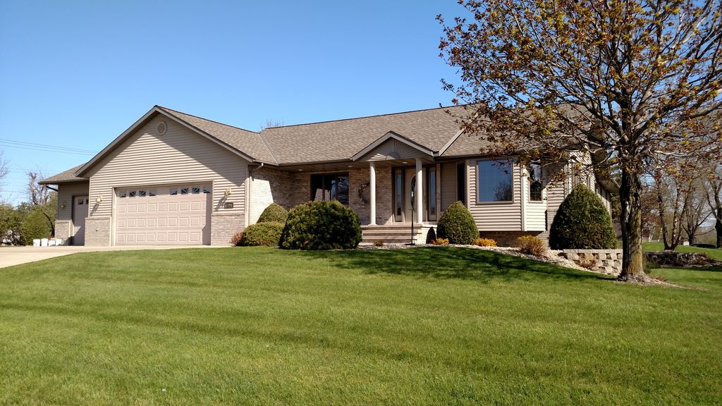 106 6th St S, Sauk Centre, MN 56378 Trulia