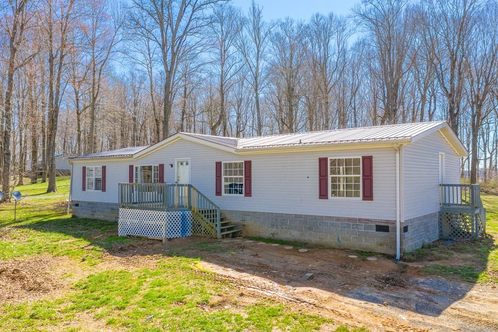1504 Davis Valley Rd, Rural Retreat, VA 24368 Trulia
