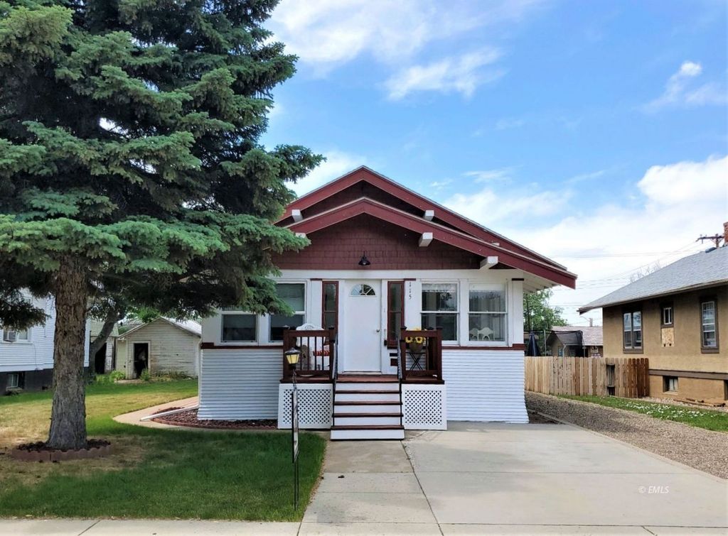 115 N Custer Ave, Miles City, MT 59301 Trulia