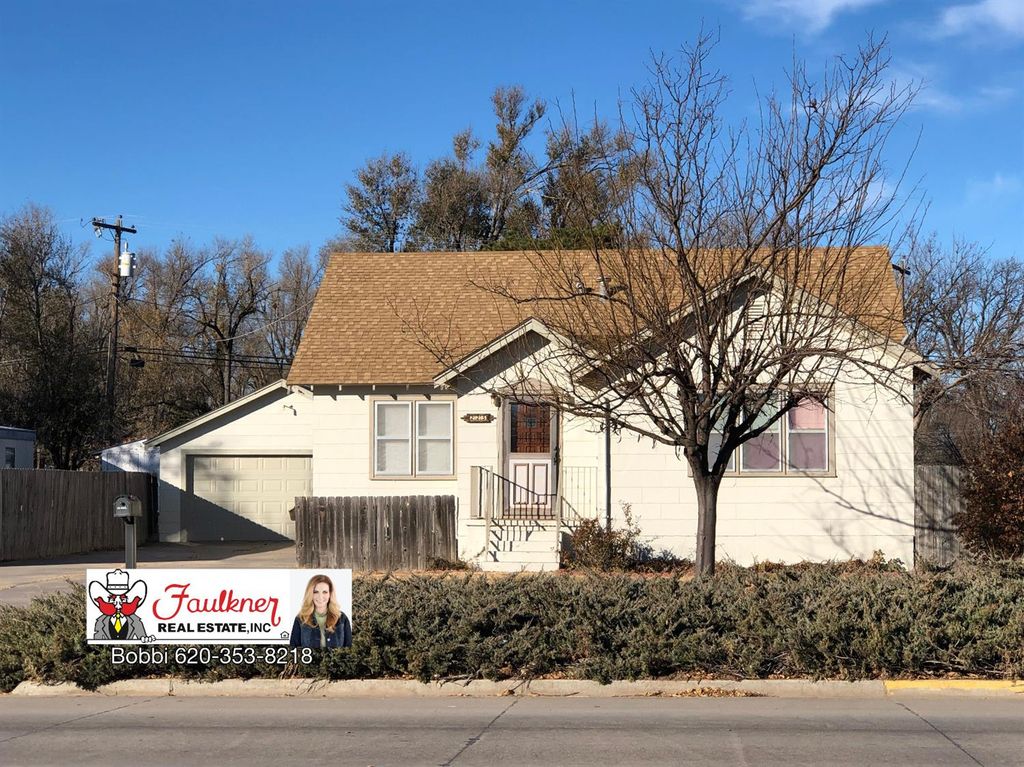223 N Colorado St, Ulysses, KS 3 Bed, 2 Bath SingleFamily Home 21