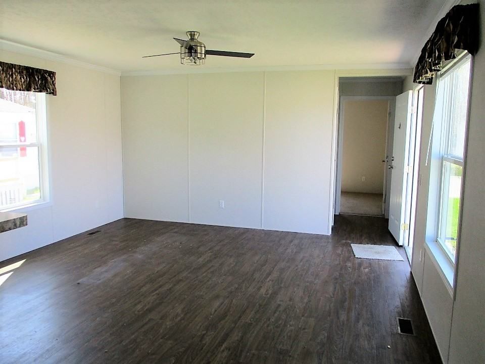 403 Post Rd #196, Goshen, IN 46526