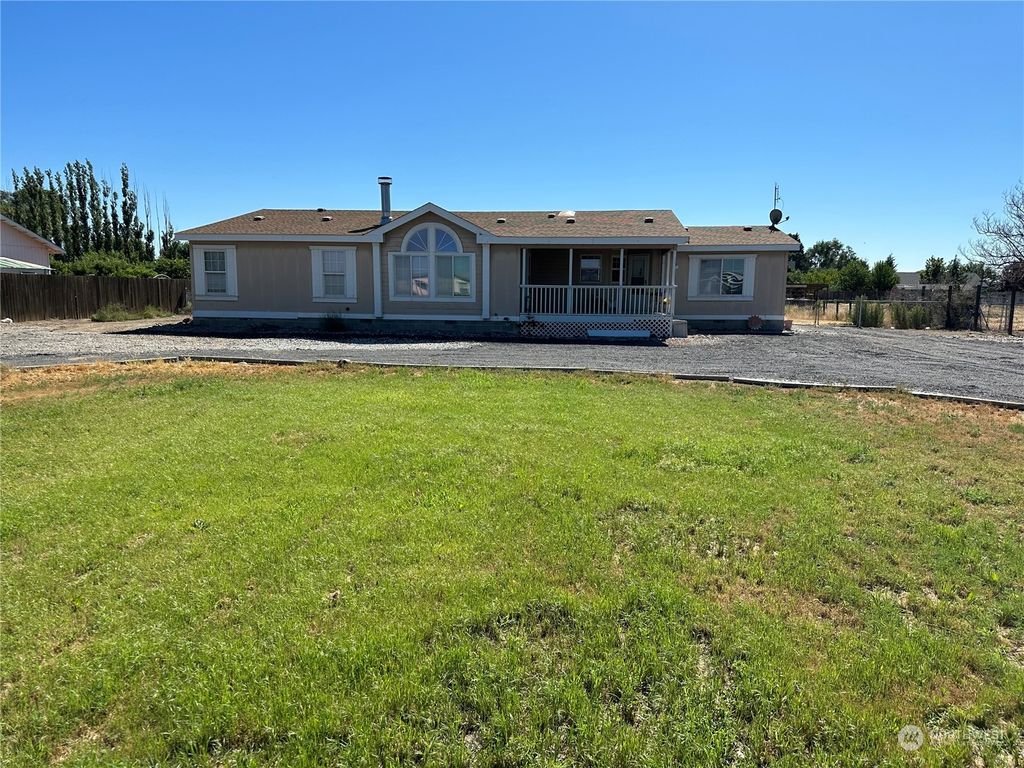 3367 Firouzi Drive NE, Moses Lake, WA 98837 MLS 2131866 Trulia
