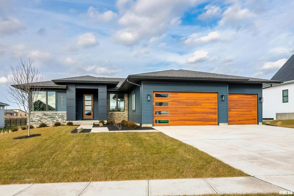 4892 Lakeside Dr, Bettendorf, IA 52722 Trulia