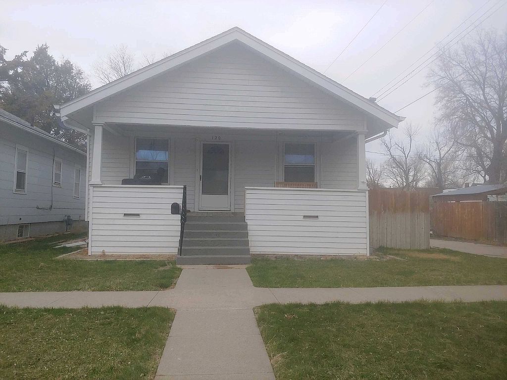 120 W 9th St, Chadron, NE 69337 Trulia