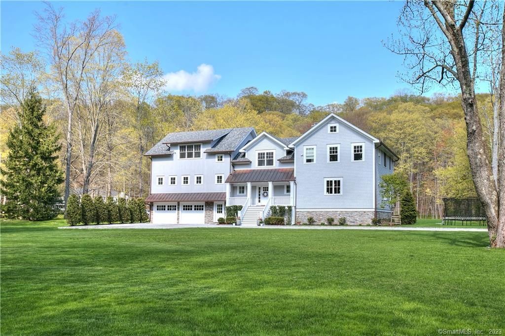 6 Valley Ln, New Canaan, CT 06840