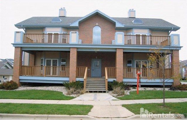 8302 Mansion Hill Ave #3, Madison, WI 53719