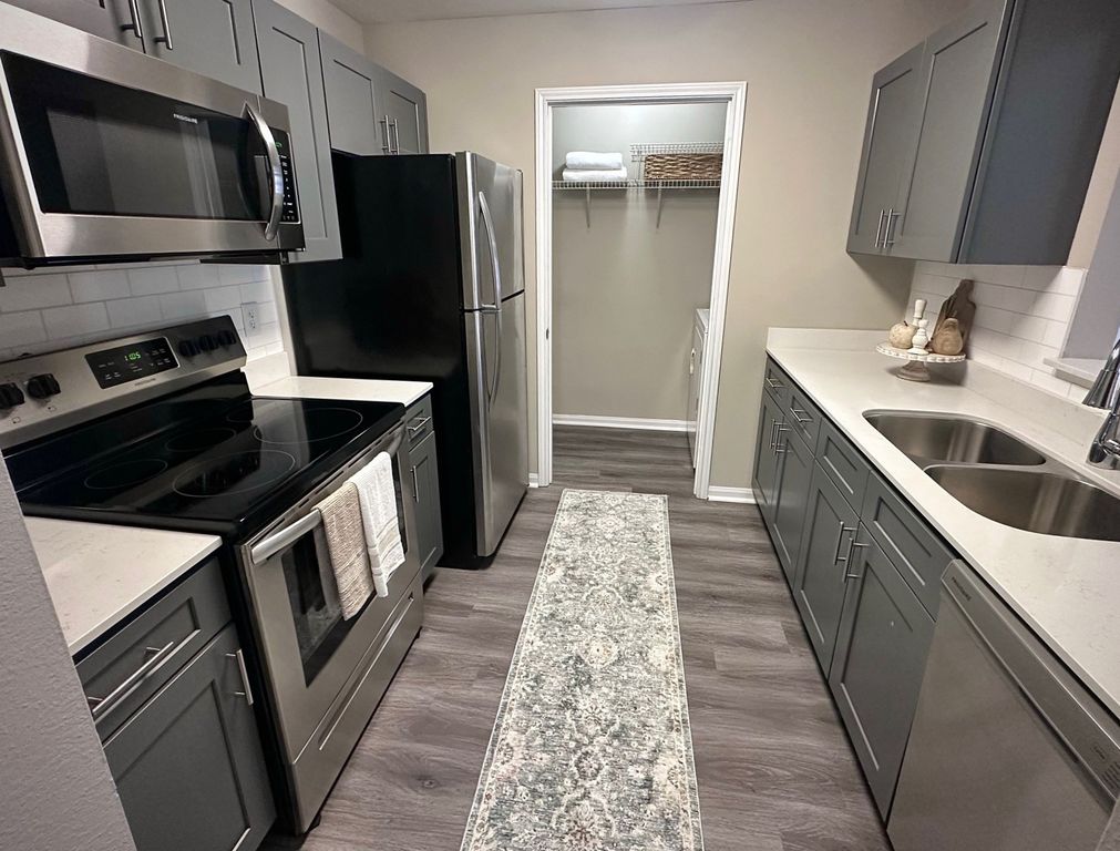 342 Riverwood Dr #8167aba16, Crestview, FL 32536