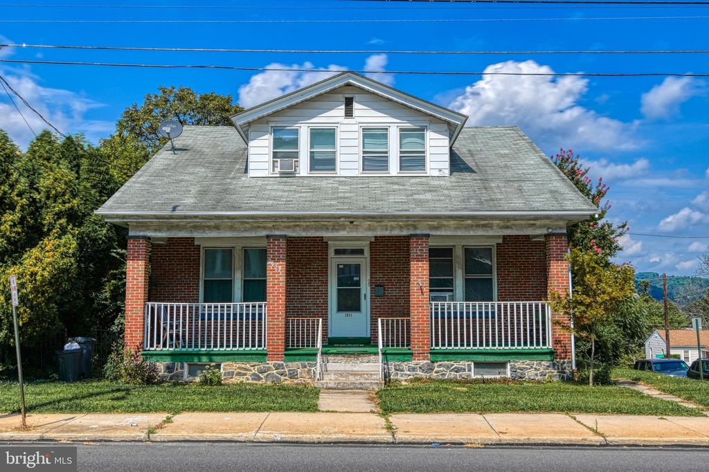 2653 Perkiomen Ave, Reading, PA 19606